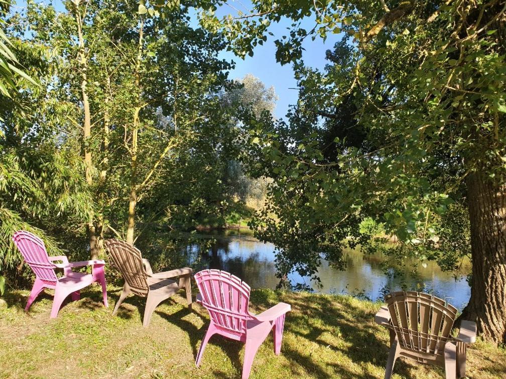 Ecrin De Nature En Bord De Riviere Cenans Eksteriør billede